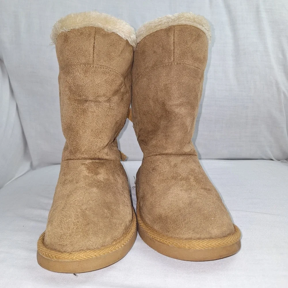 Cottagecore Fairycore Northside Tan Size 3 Girls Faux Suede Fur Lined Boots